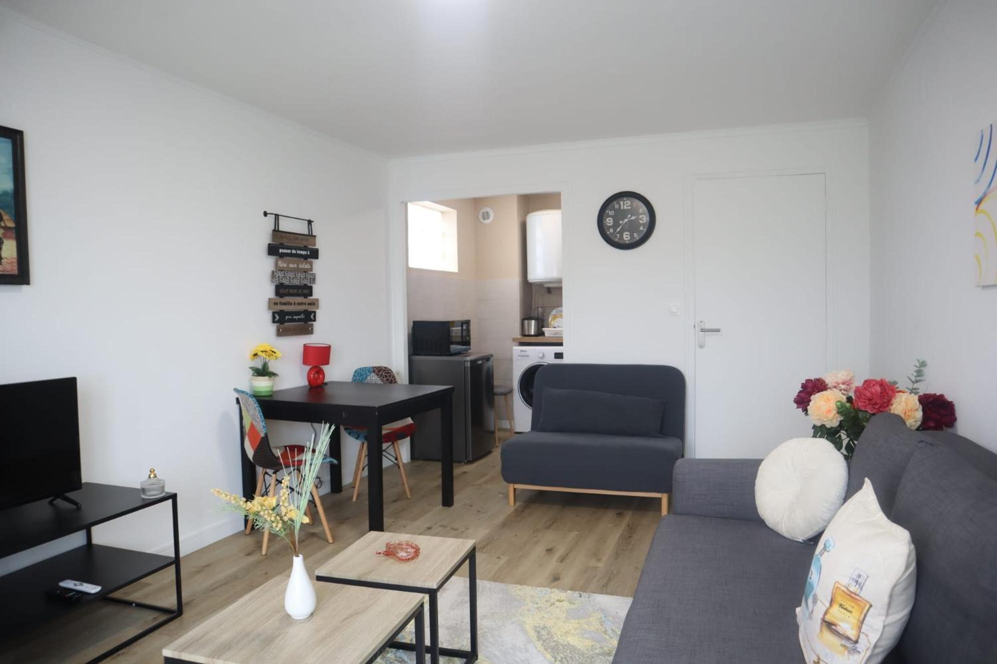 Appartement Cosy Sun-Mantes-La-Jolie Extérieur photo